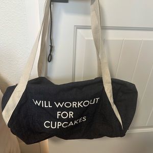 medium size duffel bag